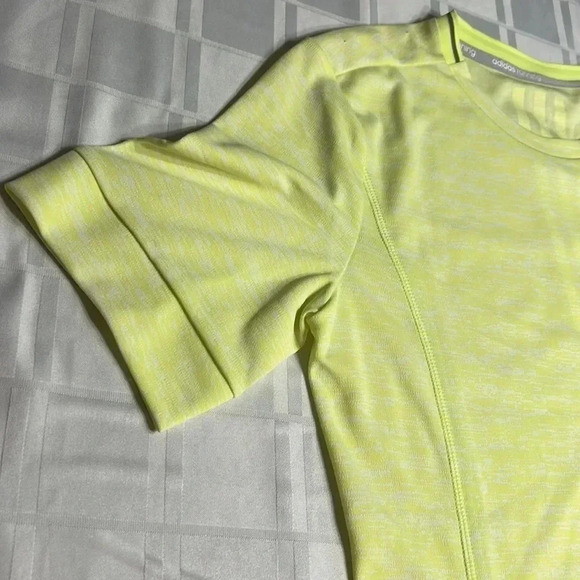Adidas  women top ,Small ,activewear,fitted, gym , workout, yellow,tennis, gift - Picture 8 of 14